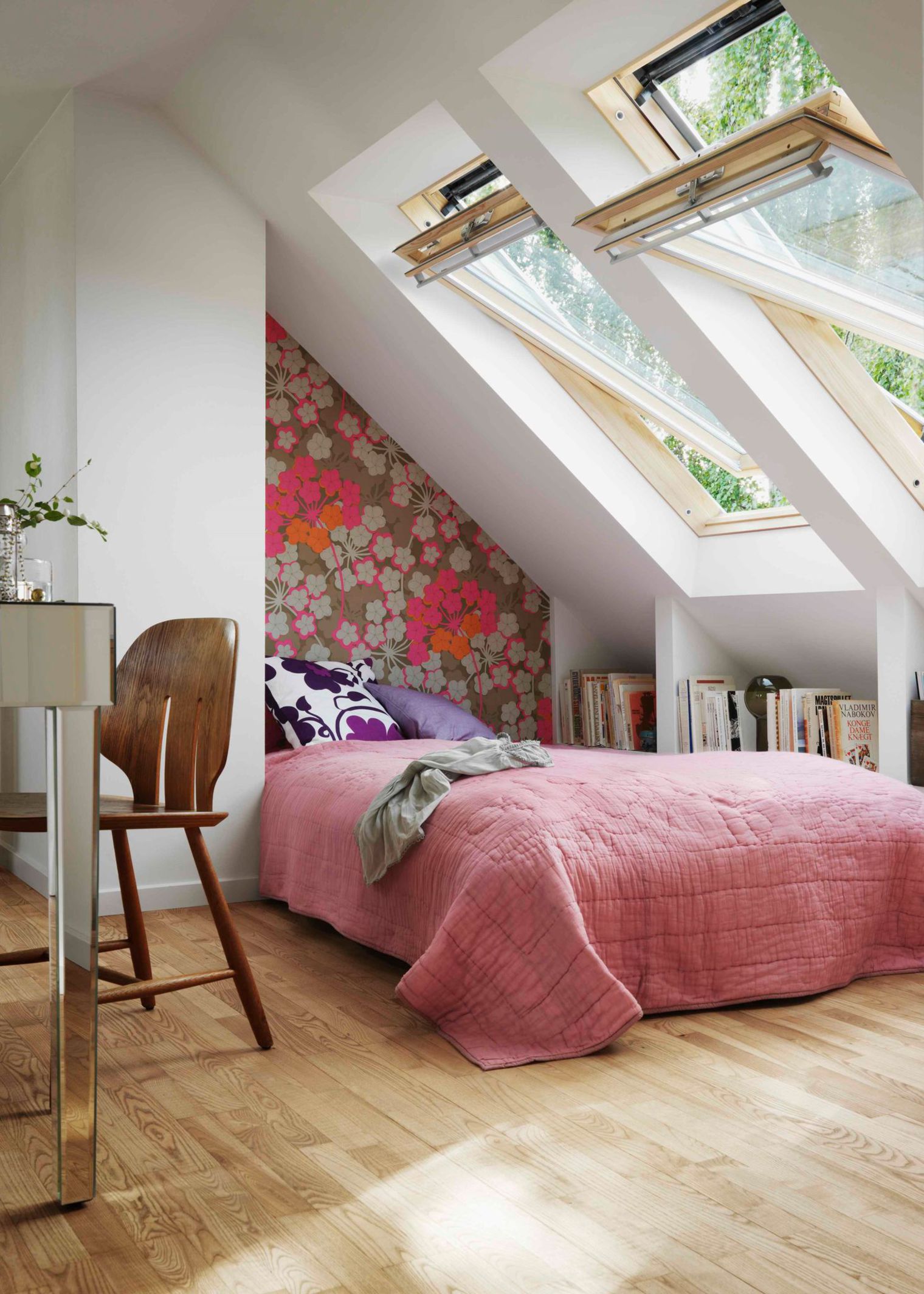 Ces combles ont été transformés en de magnifiques chambres à ...