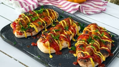 Hot-dog pizza