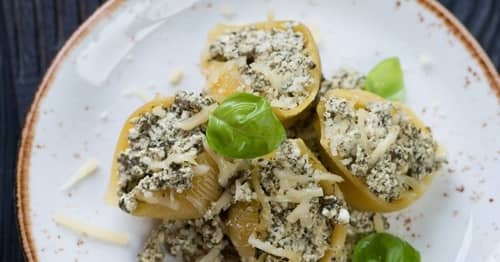 Conchiglie farcis aux épinards