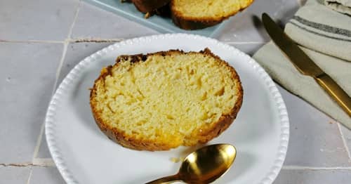 Le cake au lait concentré, retour en enfance garanti avec cette dose de gourmandise !