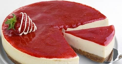 Faire un cheesecake délicieux en 5 minutes et avec seulement 4 ingrédients, c'est possible ! J'en connais qui vont adorer...
