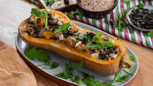Butternut farcie au petit épeautre et aux morilles séchées