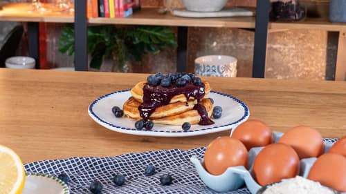 Des pancakes moelleux et peu caloriques prêts en 5 minutes chrono ? Oui, c'est possible et c'est délicieux !
