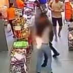 Image montrant la femme pendant l'explosion de son téléphone portable 