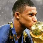 Champions du monde pour la deuxi&egrave;me fois, les Bleus ont fait chavirer la France et Twitter... la preuve avec ces 30 tweets pleins de bonheur !
