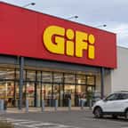 La façade d'un magasin GiFi en zone commerciale