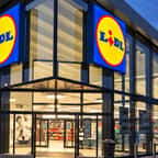 Lidl avance l'heure d'ouverture de tous ses magasins à 8 heures pour booster ses ventes matinales.
