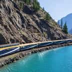Au Canada, ce train équipé de vitres panoramiques est idéal pour profiter des paysages comme jamais