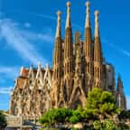 Sagrada Familia : après 140 années de chantier, les quatre tours sont enfin terminées