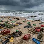 Des pièces Lego à thème marin rejetées par la mer en Cornouailles, près de 30 ans après le naufrage du Tokio Express