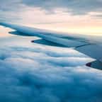 Des experts de l'aviation révèlent la vraie raison pour laquelle vous ne devez pas utiliser votre téléphone en avion