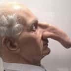 Cet artiste anglais du XVIIIe siècle est connu pour avoir le nez le plus long de l’histoire, avec 19 cm de long 