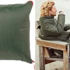IKEA lance un manteau 3-en-1 qui peut se transformer en couette et en coussin