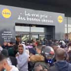 Un magasin Lidl crée une cohue en proposant des PlayStation 4 à 95 euros