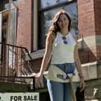 À seulement 27 ans, elle achète une maison victorienne en ruine et la transforme en un véritable havre de paix 