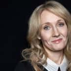 L'auteure de Harry Potter, J.K. Rowling, a perdu son statut de milliardaire... mais pour la bonne cause