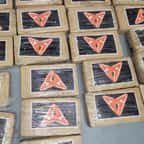paquets de cocaïne découverts sur une plage