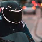 Cet ingénieux Français crée un casque de moto capable d’appeler les secours en cas d’accident