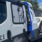La voiture du conducteur conduite à la fourrière 