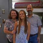Laryssa Petersen et ses parents 