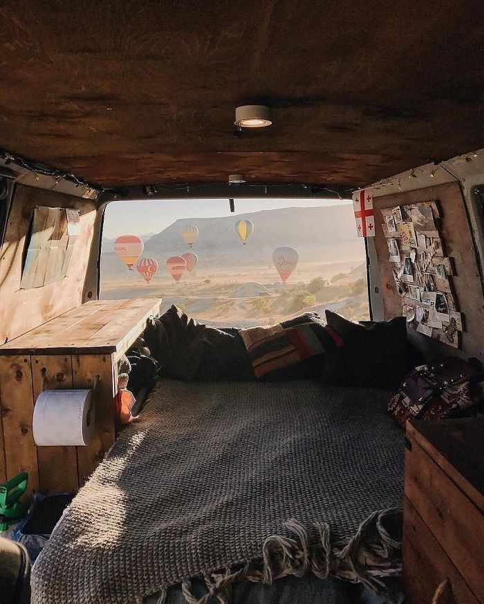 35 photos du compte Instagram « project.vanlife » qui vont vous donner envie de tout plaquer et d'acheter un van ! Par Clément P. 15