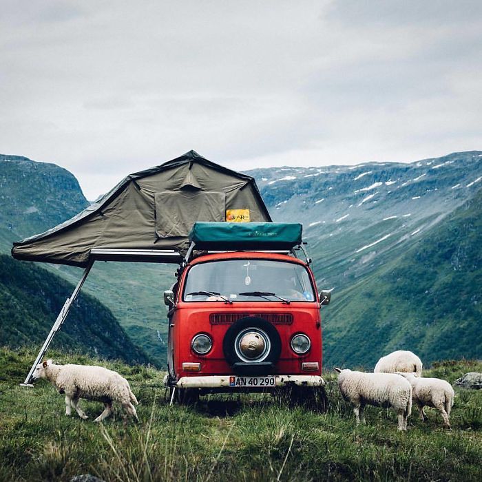 35 photos du compte Instagram « project.vanlife » qui vont vous donner envie de tout plaquer et d'acheter un van ! Par Clément P. 19