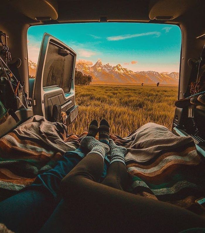 35 photos du compte Instagram « project.vanlife » qui vont vous donner envie de tout plaquer et d'acheter un van ! Par Clément P. 2