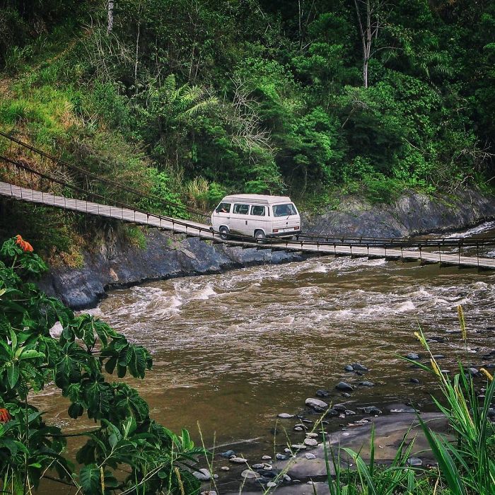 35 photos du compte Instagram « project.vanlife » qui vont vous donner envie de tout plaquer et d'acheter un van ! Par Clément P. 5