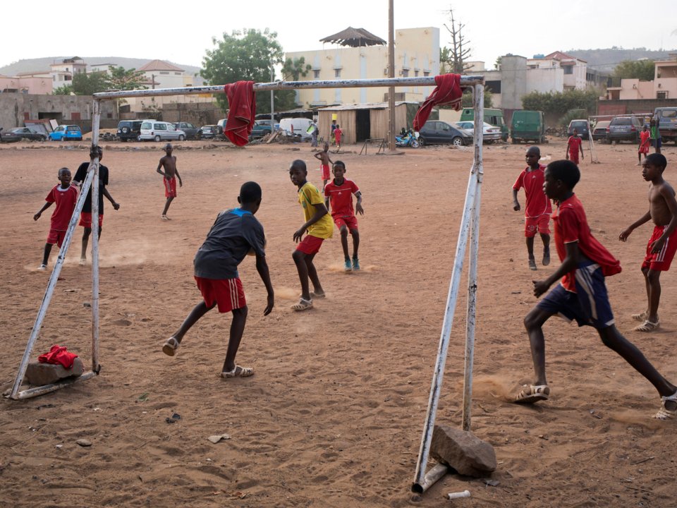 18 photographies pour réaliser la popularité extraordinaire du football dans le monde ! Par  Clément P. ReutersAnnieRisemberg