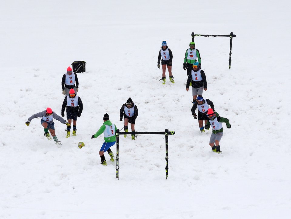 18 photographies pour réaliser la popularité extraordinaire du football dans le monde ! Par  Clément P. ReutersStefanoRellandini