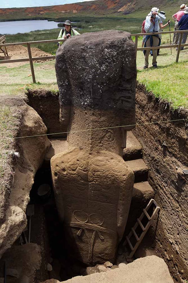 Statues de l’île de Pâques : mystère derrière leur emplacement révélé (vidéo) By Jack36 Easter-island-statue-bodies-1