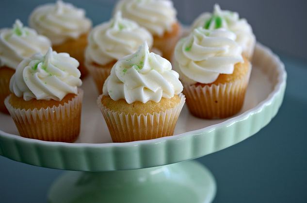 Les cupcakes façon mojito au citron sont divins ! Vite, la recette... K