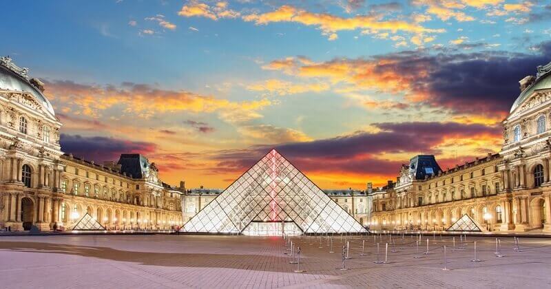 Le Louvre met en ligne 480 000 oeuvres d'art gratuitement 