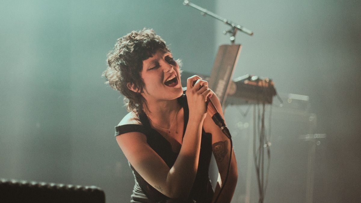 Rebecca Baby, chanteuse du groupe Lulu Van Trapp