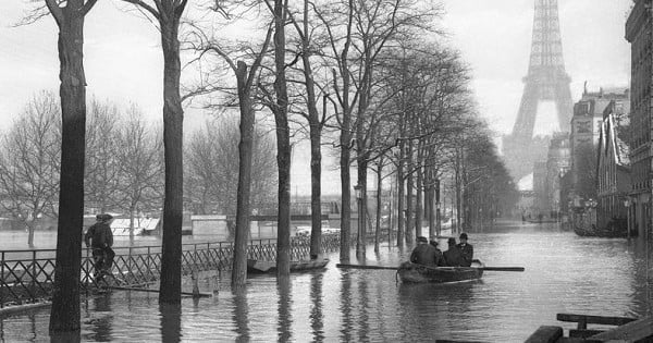 14 photos incroyables de la grande crue centennale de la Seine à Paris en 1910... Quand la capitale était littéralement inondée !