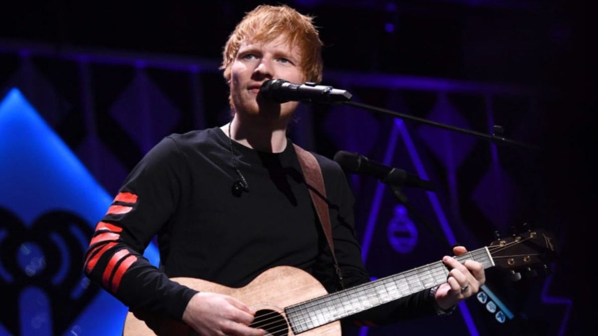 Ed Sheeran dévoile sa nouvelle silhouette athlétique et choque ses fans 