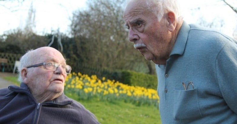 74 ans plus tard, deux amis signent leurs retrouvailles insolites dans une maison de retraite, par le plus grand des hasards