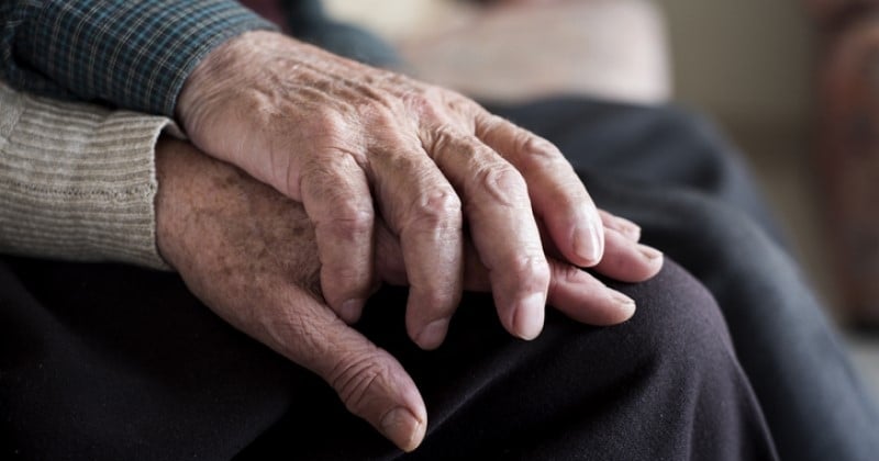 Marié depuis 91 ans, ce couple a 64 petits-enfants et est toujours fou amoureux 