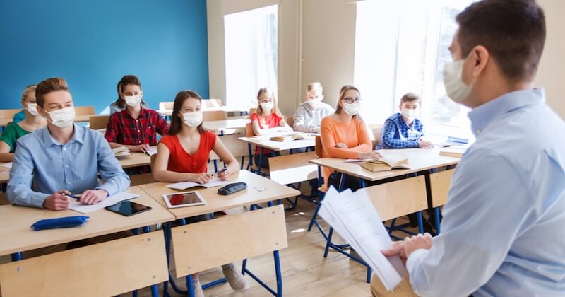 À la rentrée, le port du masque sera obligatoire pour les élèves des collèges et lycées 