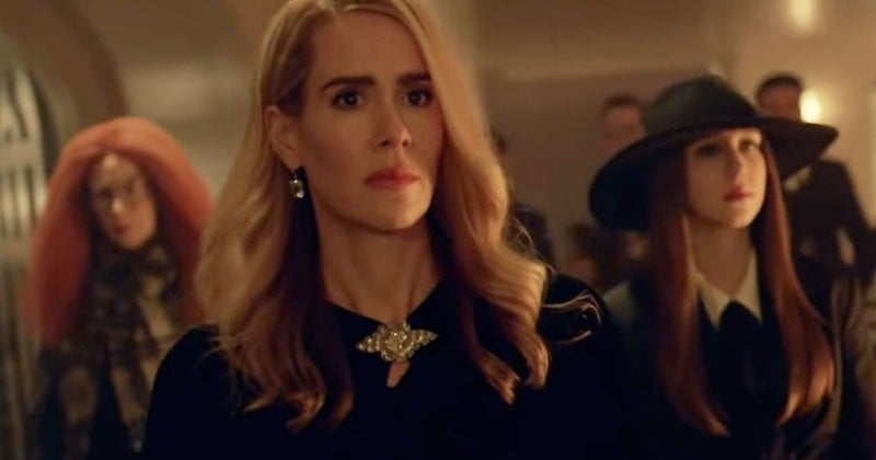 Pour la saison 8 d'American Horror Story, la bande-annonce laisse présager une vengeance terrible des sorcières