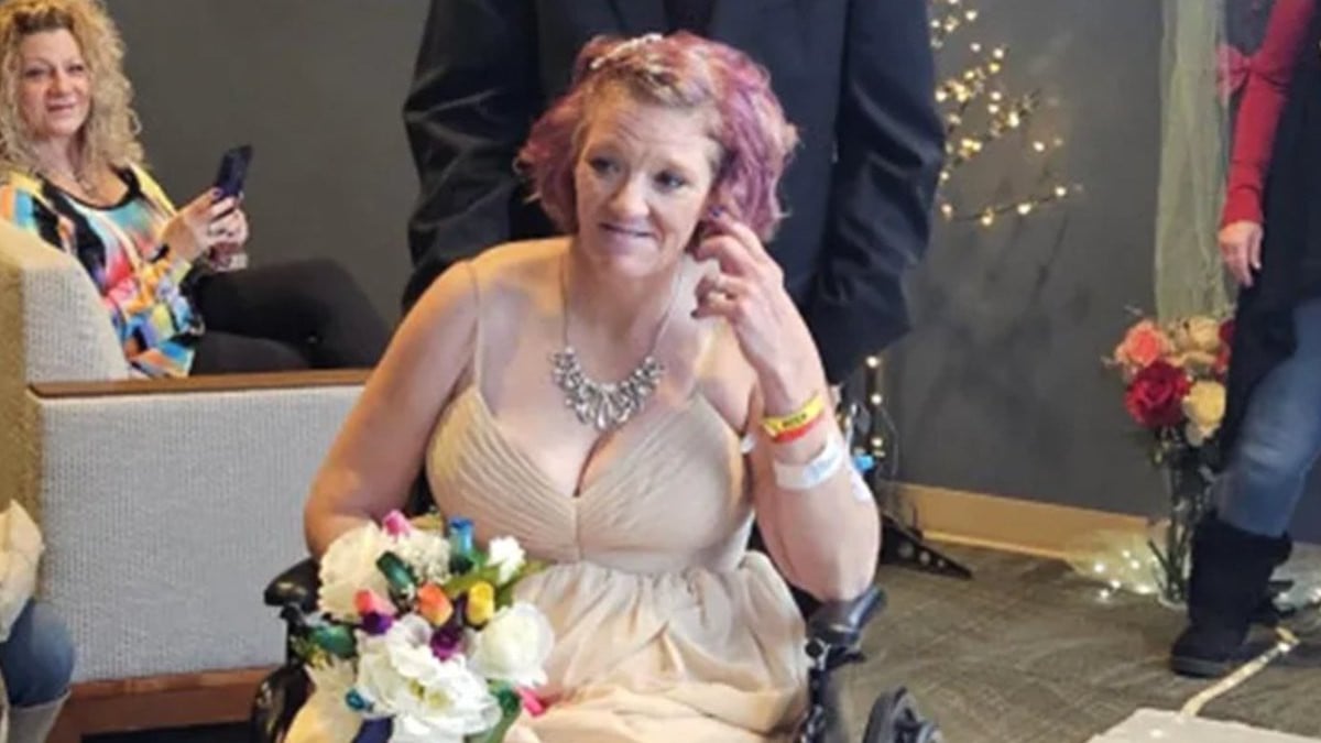 Mandy lors de la cérémonie 