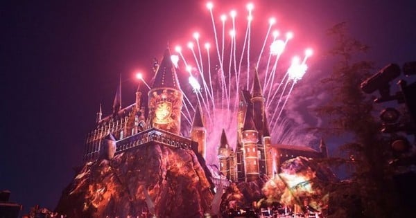 Le nouveau parc d'attractions sur le thème de Harry Potter s'est ouvert à Hollywood : découvrez-le, en photos 