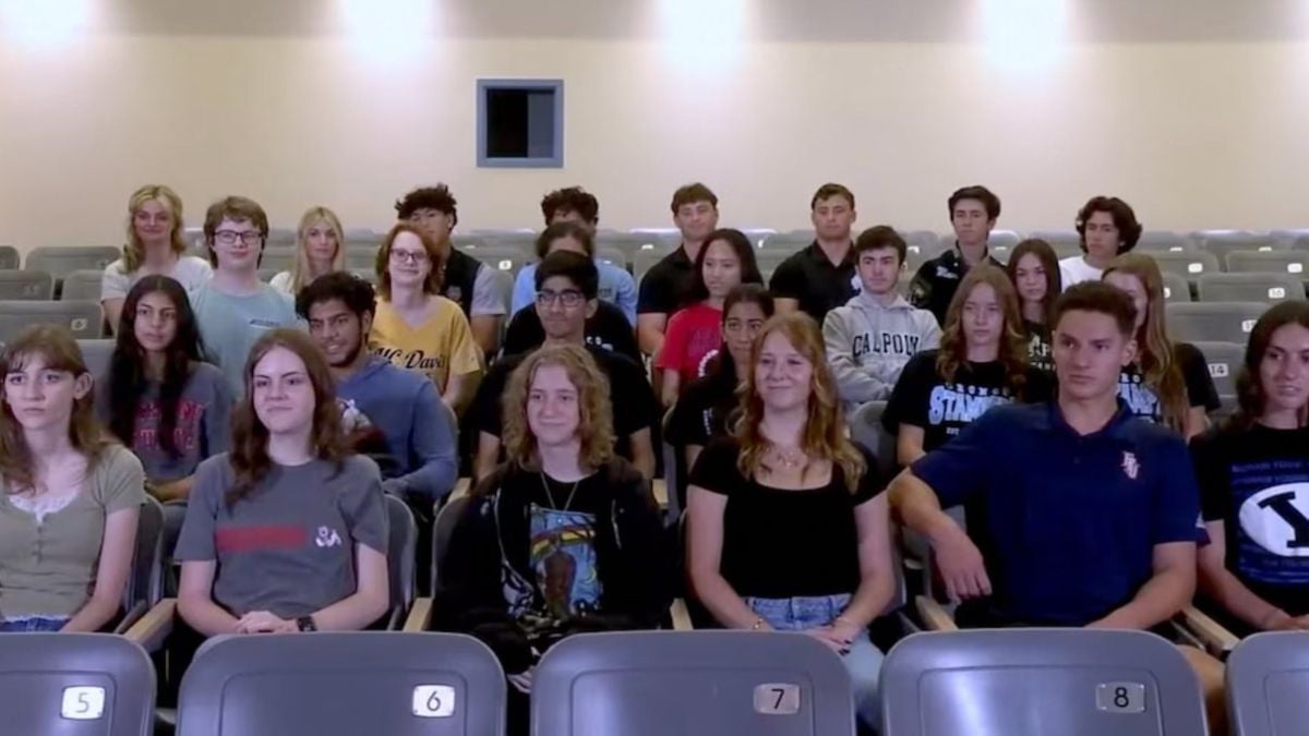 Dans ce lycée américain, quatorze paires de jumeaux s'apprêtent à recevoir leur diplôme 