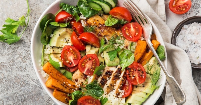 De quoi se compose une salade healthy ? - Elle à Table