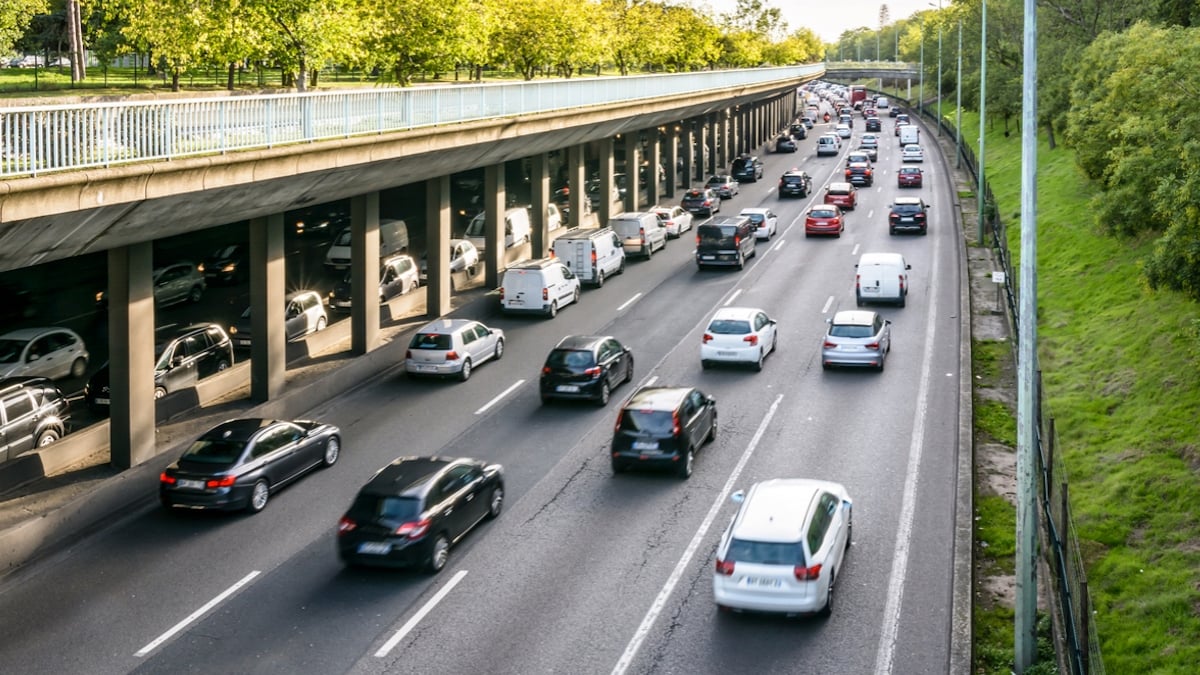 Ces véhicules seront interdits dans deux grandes villes françaises, à partir de janvier 2025