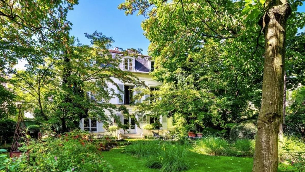 Cette sublime maison de 400 m2 qui a vu passer de grands artistes est à vendre dans un quartier prisé de Paris