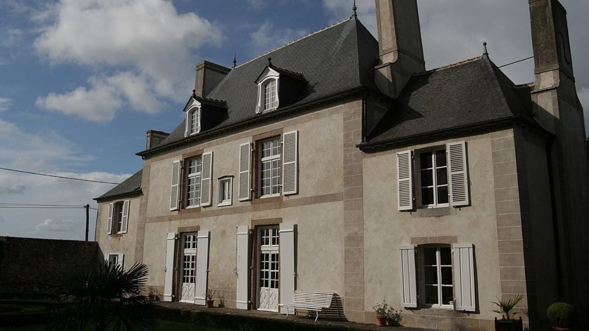 Après 5 ans et 160 visites, il n'a toujours pas réussi à vendre sa villa historique, malgré un prix attractif