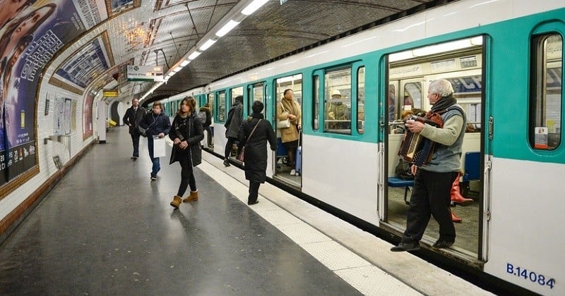 Une femme donne naissance à un bébé dans le métro parisien, la RATP lui offre la gratuité des transports jusqu'à ses 25 ans