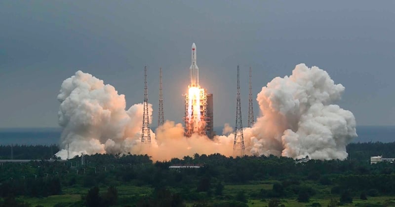 Un morceau de 21 tonnes, hors de contrôle, issu d'une fusée chinoise est en train de tomber sur la Terre