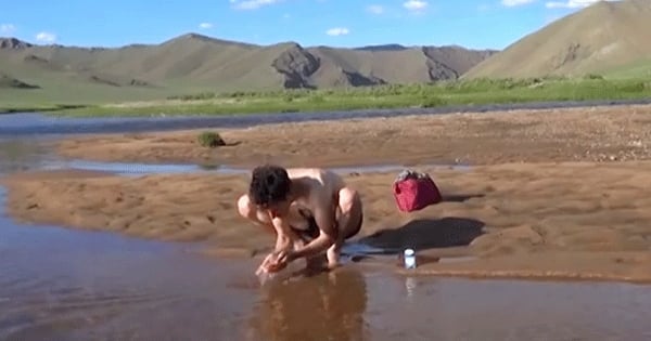 Il a acheté un cheval et a parcouru les steppes mongoles avec, avant de traverser un désert à pied : L'épopée improbable d'un jeune Français qui n'a pas froid aux yeux !